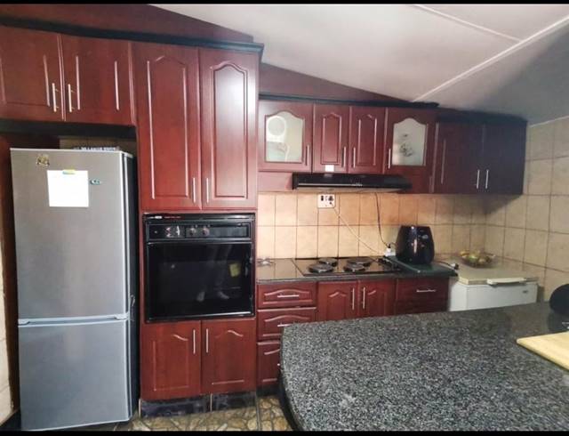 3 BEDROOM FREESTANDING FOR SALE IN NORTHDALE